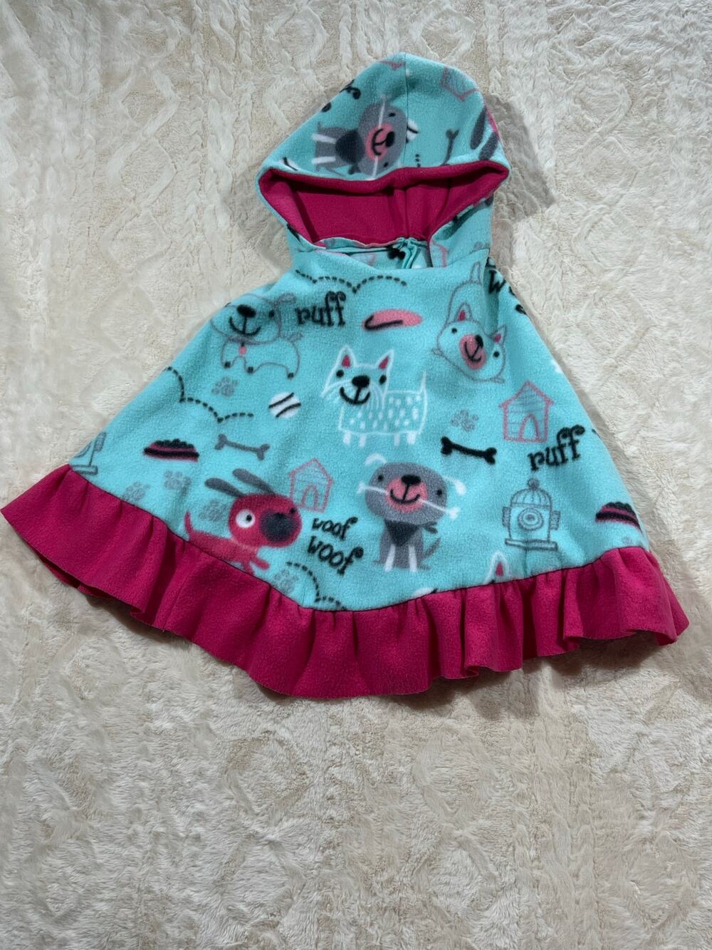 Toddler Fleece Car Seat Poncho Girls 2T 3T Hooded Dog Print Pink Blue EUC